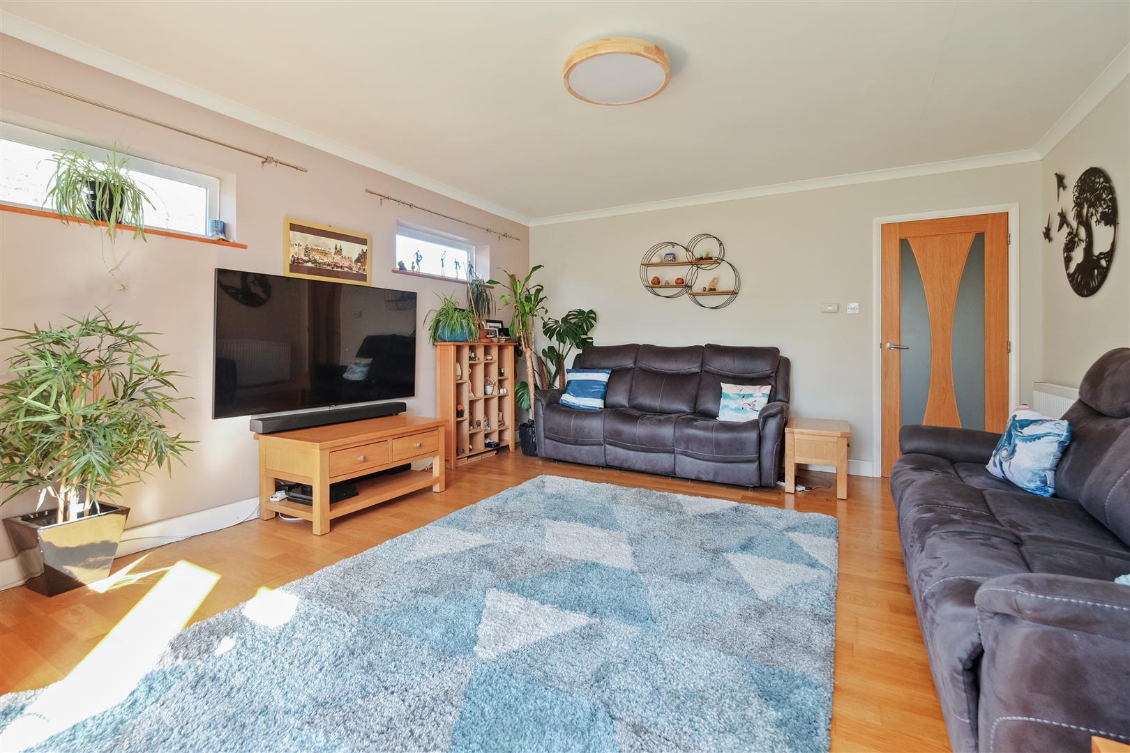 4 Bed, 1 Bath Property For Sale in Hazlemere Road, Seasalter, CT5 4AW